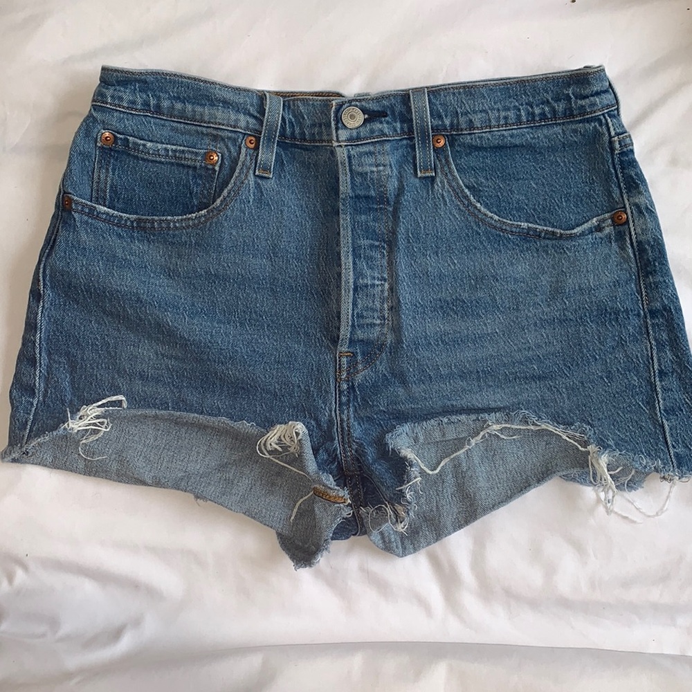 Levi’s High Rise 501 Denim Shorts Size 31